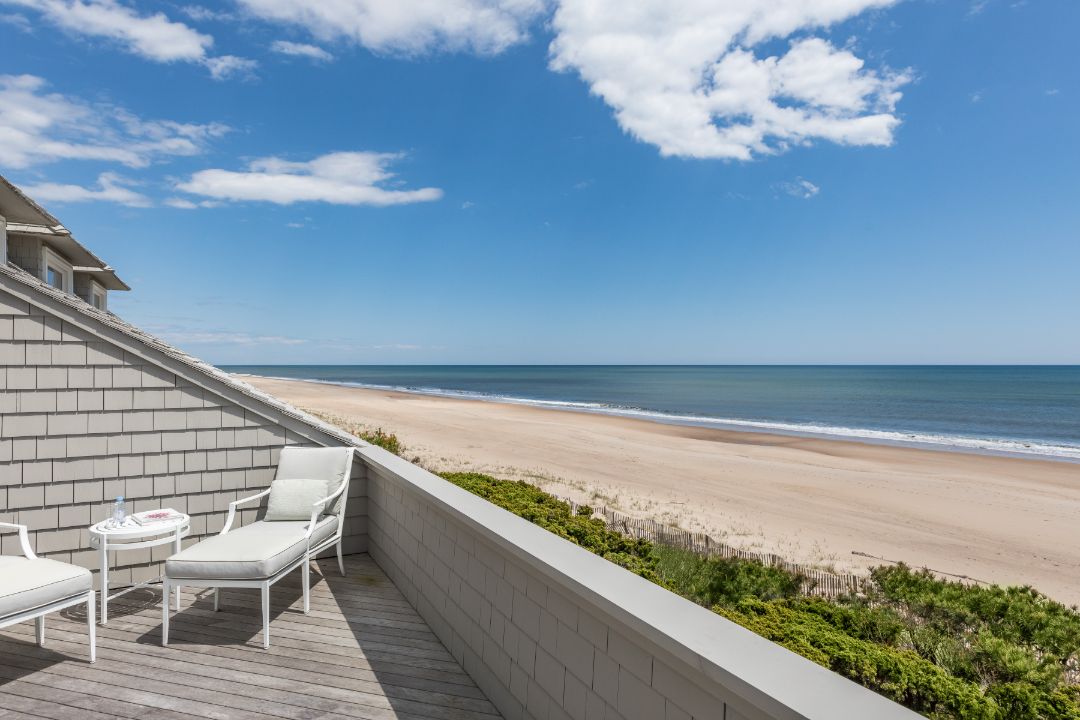 Bernie Madoff Montauk Beach House Balcony