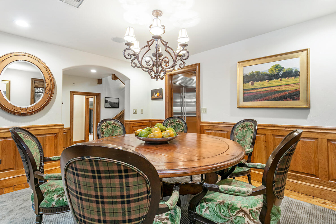 Cozy And Luxurious Beaver Creek Colorado Home Wants 7m Dining Room