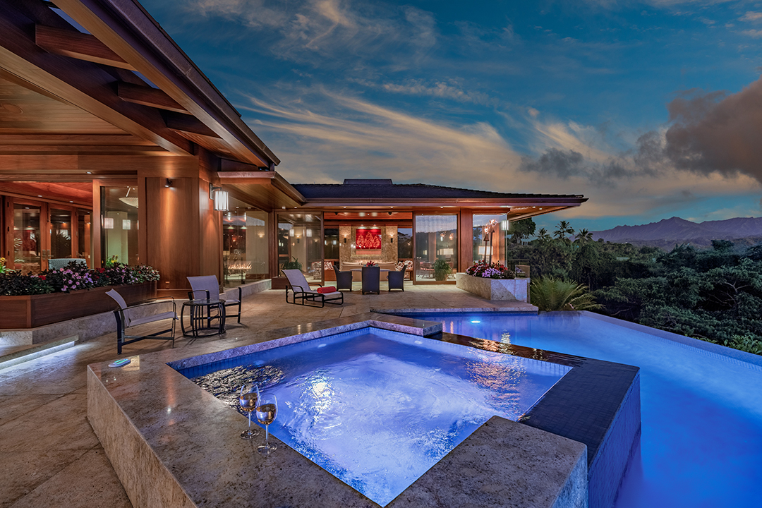 Explore A 27 8m Hawaii Utopia With Spectacular Views Hottub