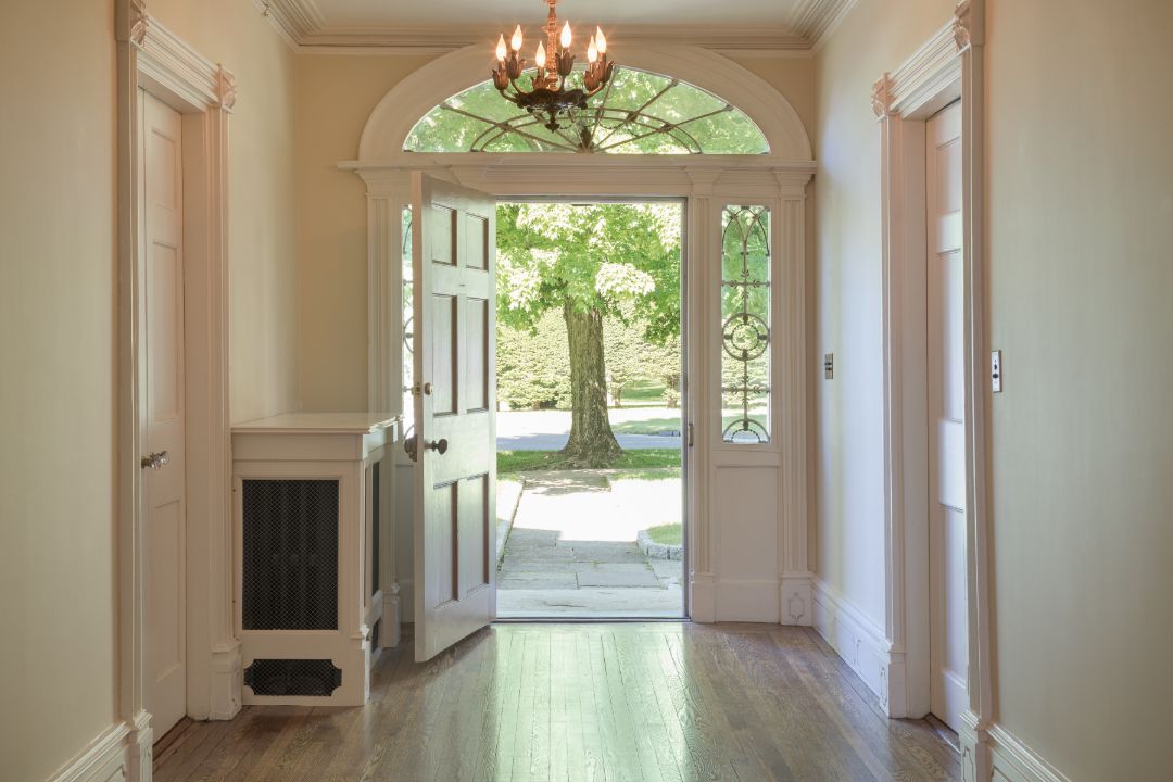 Fountain Inn Ridgefield Ct Entry