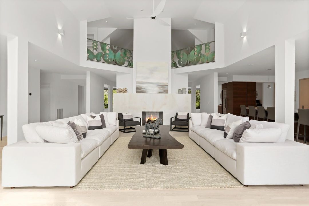 New Canaan Ct Modern Living Room