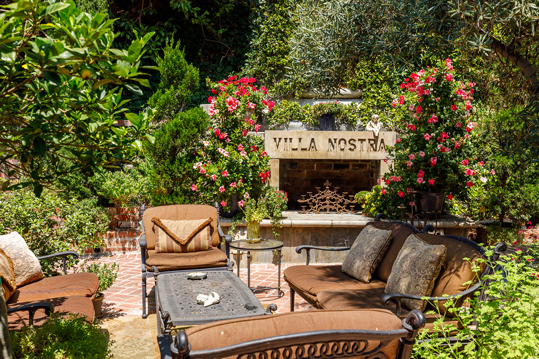 Priscilla Presley Has Left The Building And Just Sold Her Beverly Hills Home Outdoor Seating