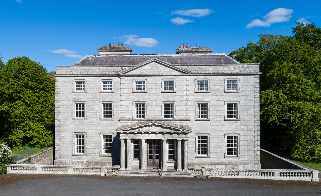 Restoration Ready A Regal Ireland Mansion In Need Of Love Asks 1 2m Exterior Front
