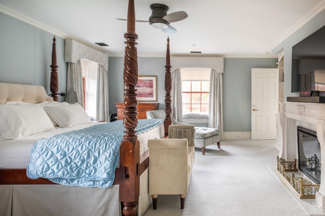 Sunnybrook Rd Bronxville Ny Estate Master Bedroom
