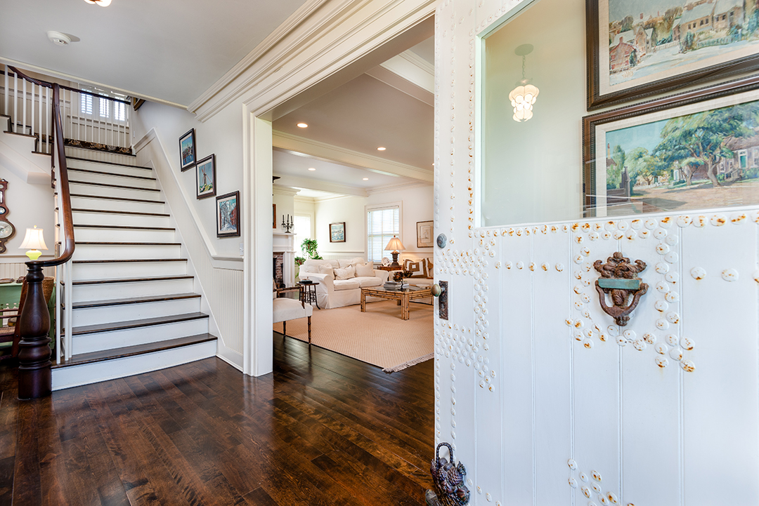 Traditional Nantucket Home Where A Legacy Can Be Built Asks 18m Entry