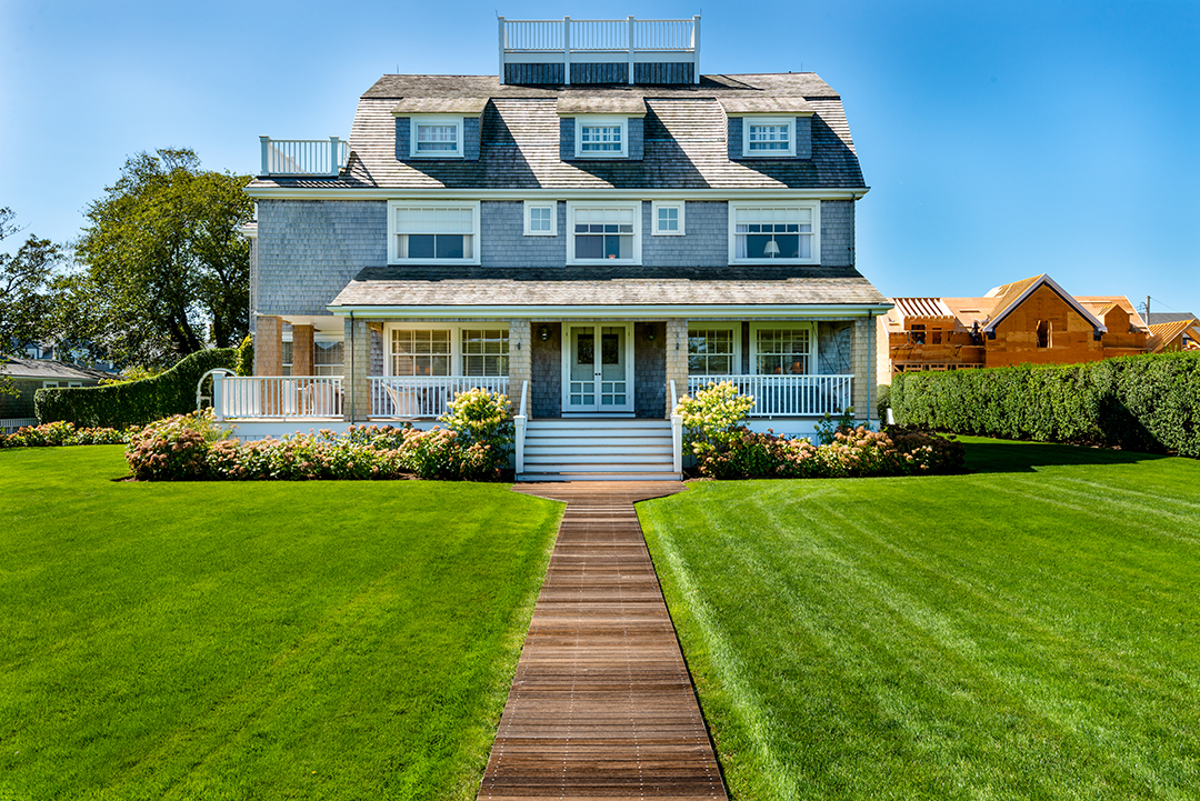 Traditional Nantucket Home Where A Legacy Can Be Built Asks 18m Exterior