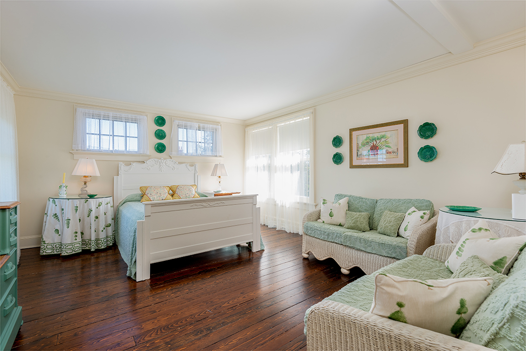 Traditional Nantucket Home Where A Legacy Can Be Built Asks 18m Master Bedroom