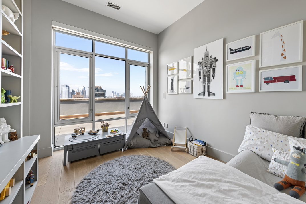 Williamsburg Penthouse Offers Ultimate Rooftop Living For 5 4m Playroom