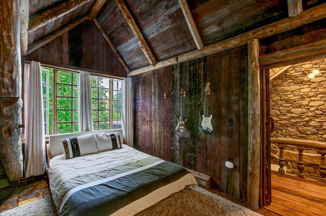 Equestrian Vermont Estate Guest Room