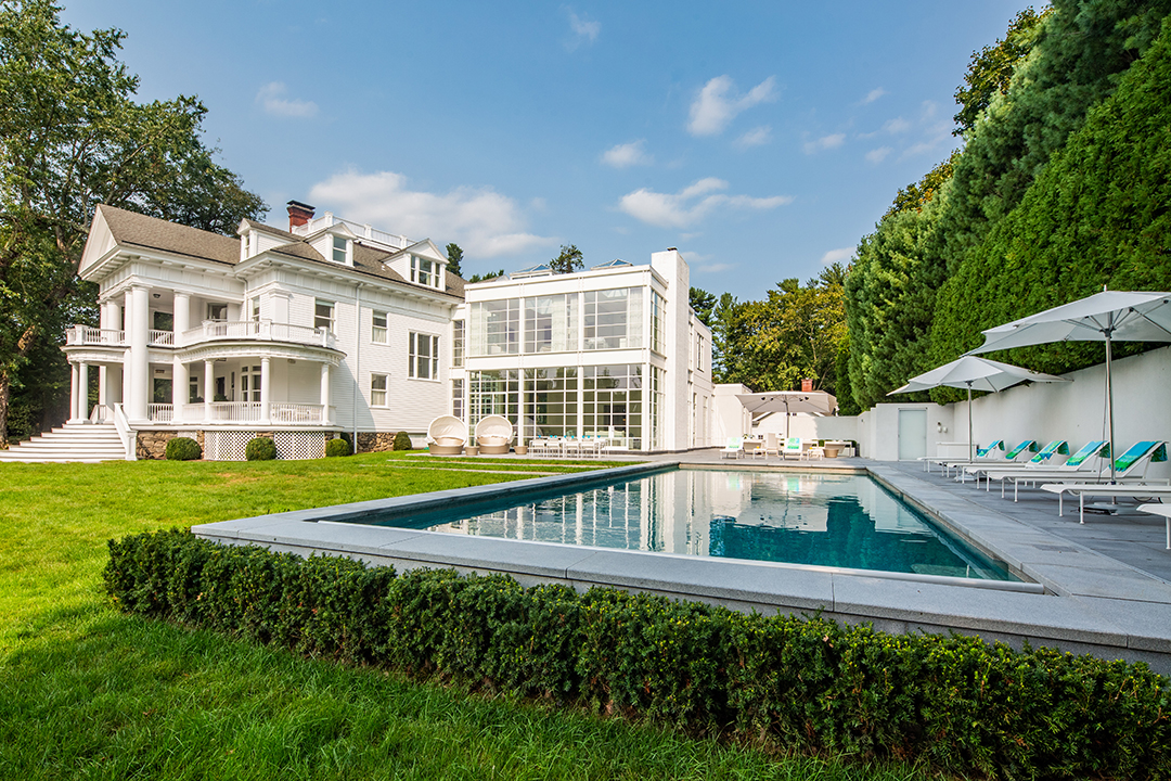 A Spectacularly Sporty Estate Seeks 12 9m In Greenwich