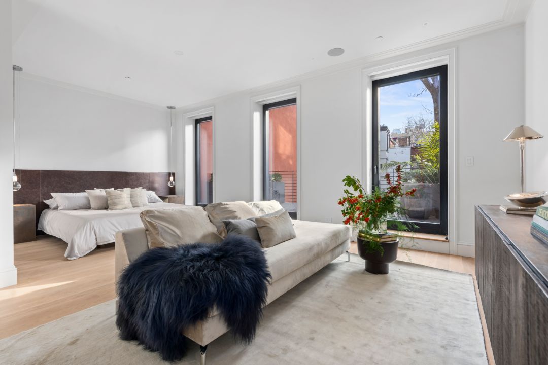Brooklyn Heights Townhouse Master Bedroom