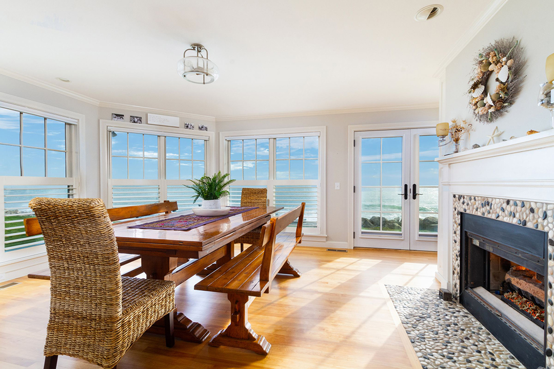 Charming Oceanfront Home In The Ocean State Asks 4 29m Dining