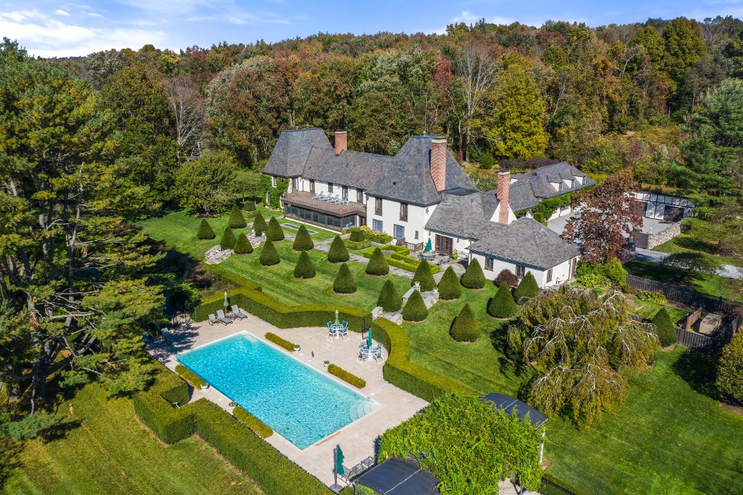 Chicago Producer Westchester Estate Aerial