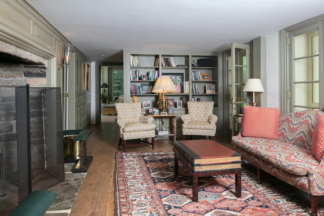 Gracious 11 Acre Estate In Lyme Ct Seeks 3 75m Sitting Room