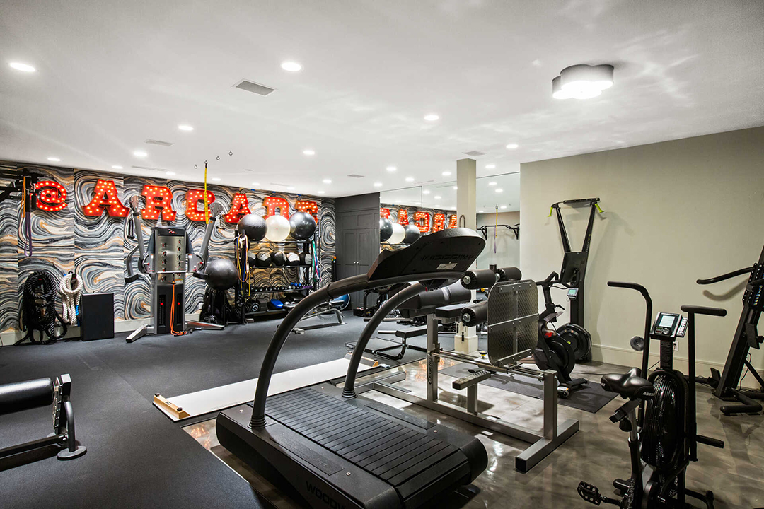 Matt Damons Contemporary Pacific Palisades Mansion Lists For 21m Gym