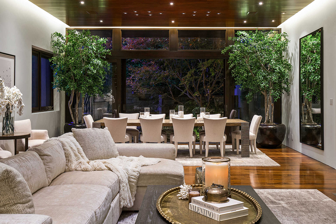 Matt Damons Contemporary Pacific Palisades Mansion Lists For 21m Night