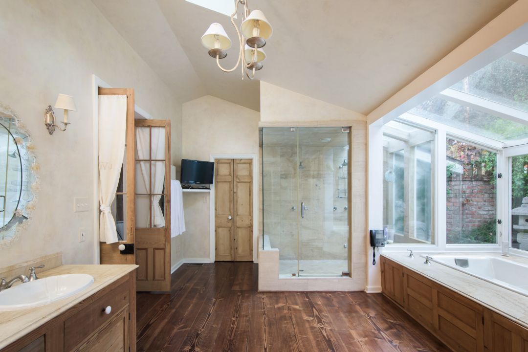 Michelle Pfeiffer Former Pacific Palisades Home Master Bath