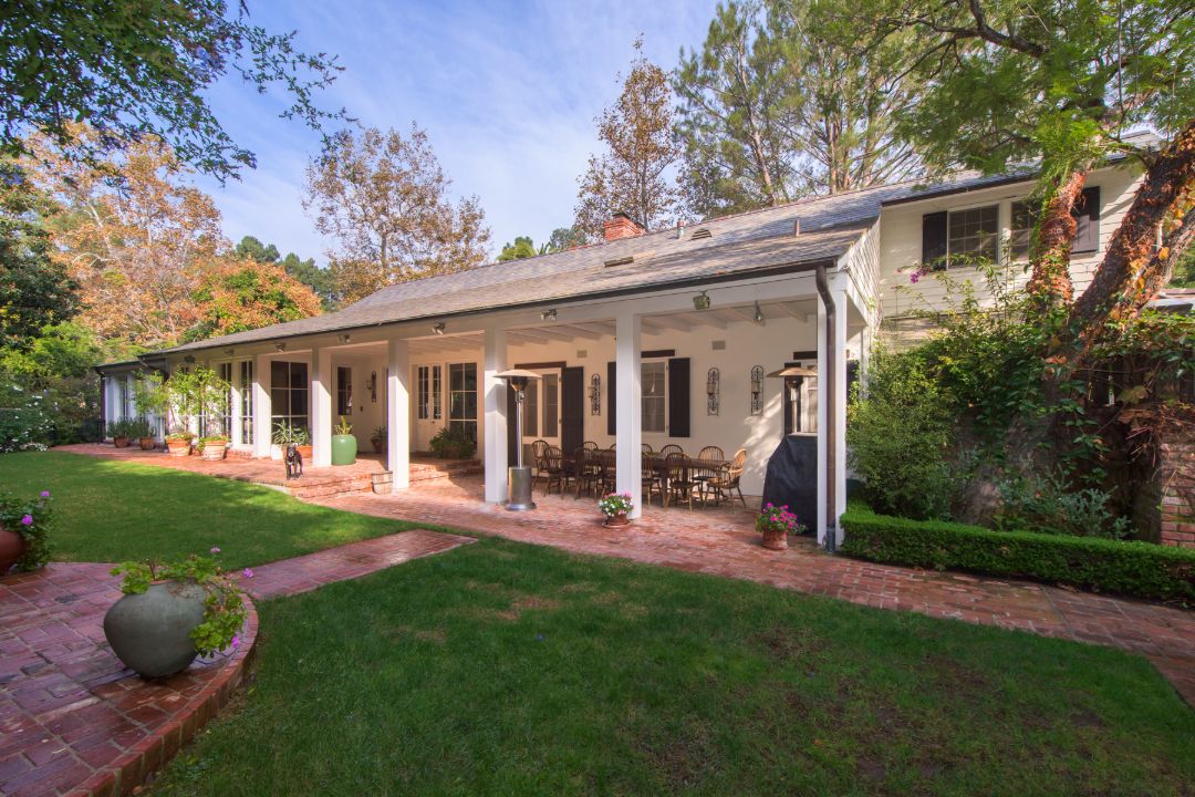 Michelle Pfeiffer Former Pacific Palisades Home Terrace