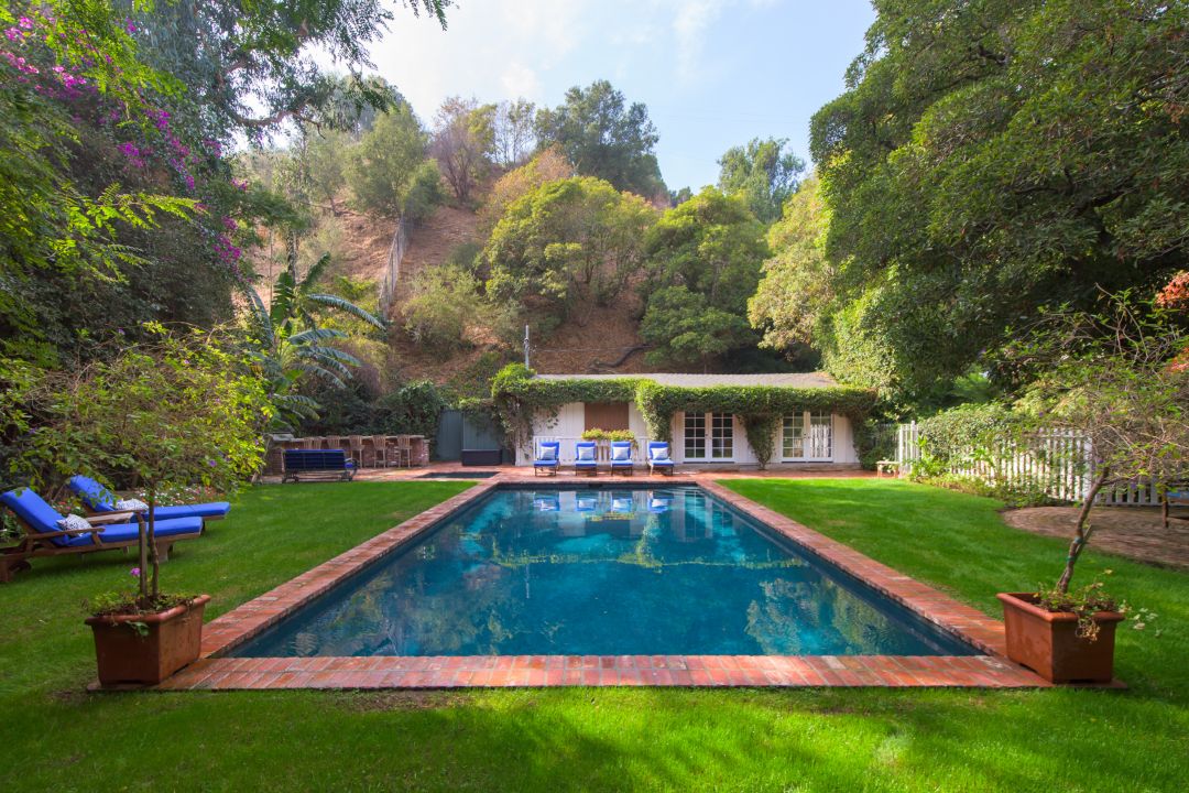 Michelle Pfeiffer Former Pacific Palisades Home Pool