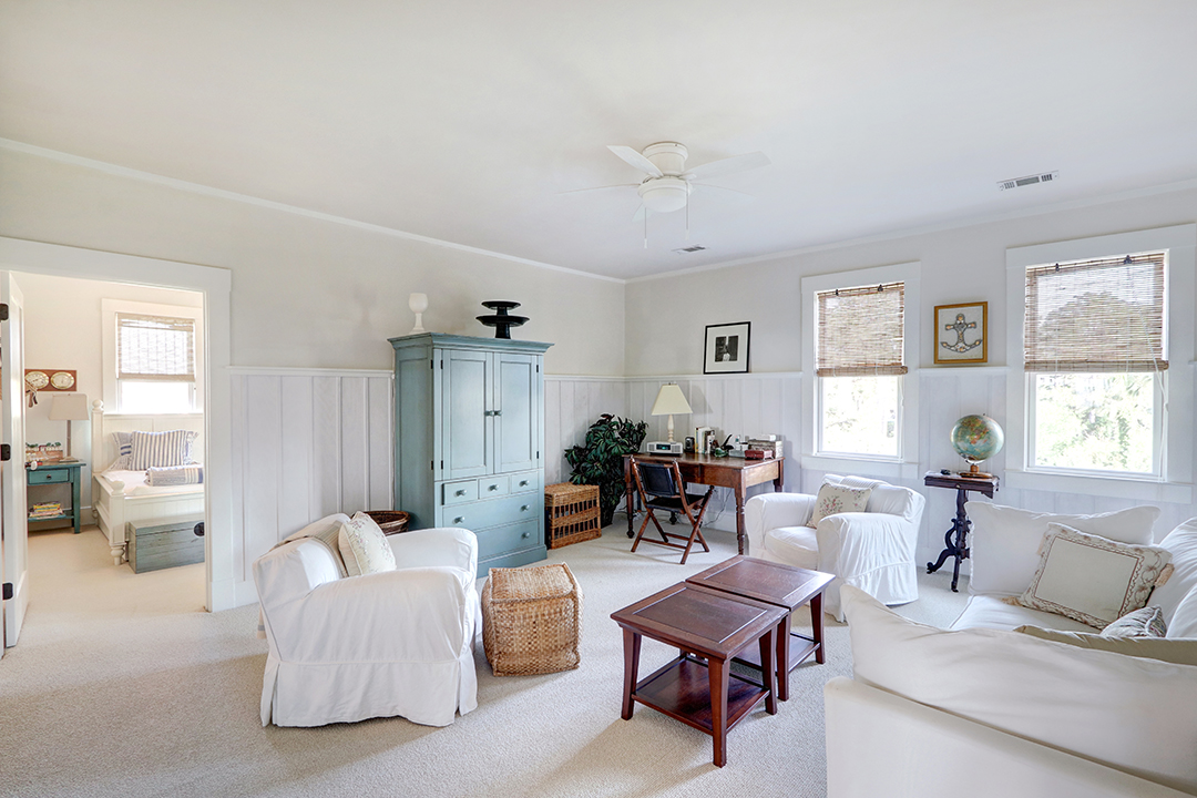 Sandra Bullock Sells Beautiful Tybee Island Home Den