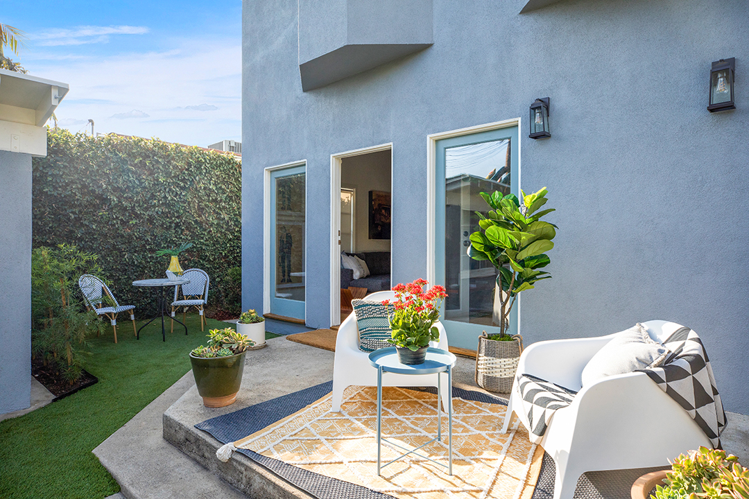 Ty Pennington Lists A Venice Beach Craftsman In No Need Of A Makeover Backyard