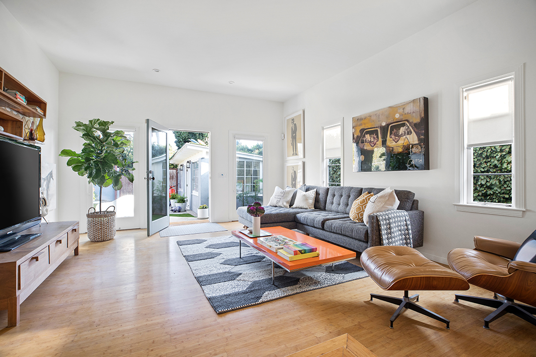 Ty Pennington Lists A Venice Beach Craftsman In No Need Of A Makeover Den C
