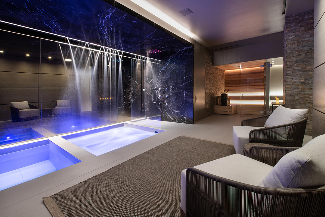 Wander Through A 45m Vail Modern With Tons Of Va Va Voom Spa