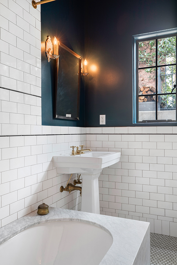 Actor Walton Goggins Lists Cherished Circa 1927 La Home Bathroom