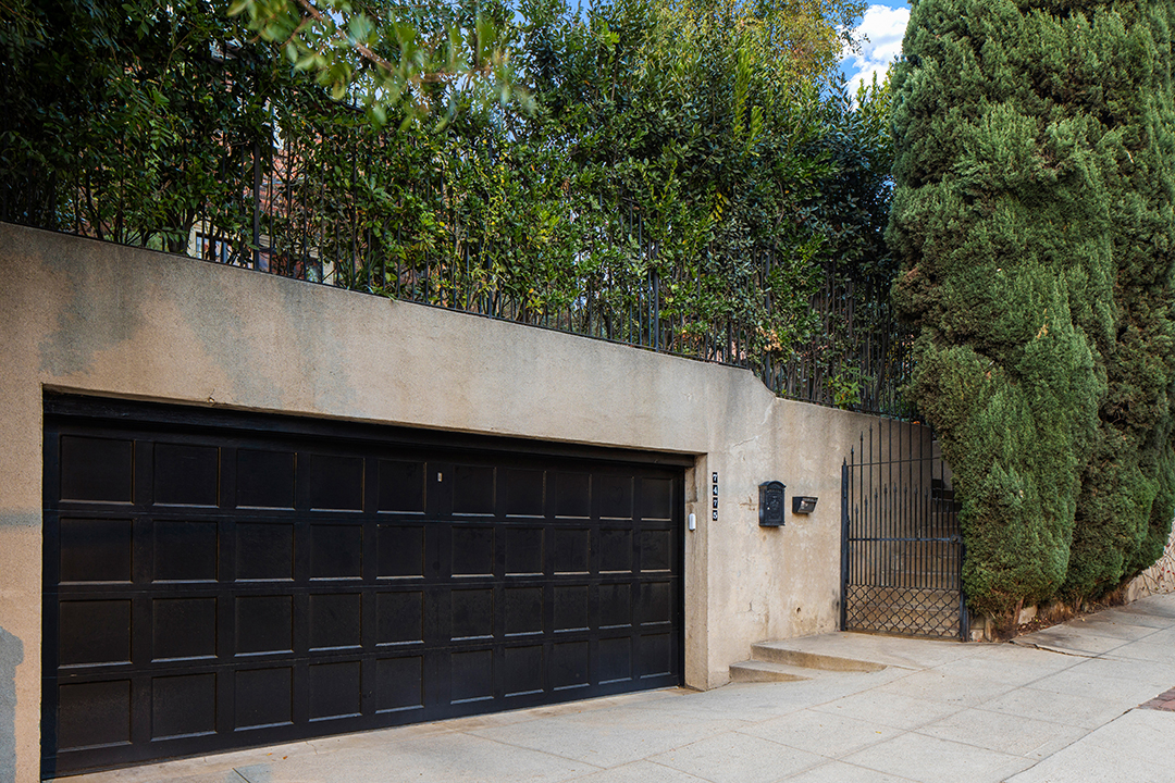 Actor Walton Goggins Lists Cherished Circa 1927 La Home Garage
