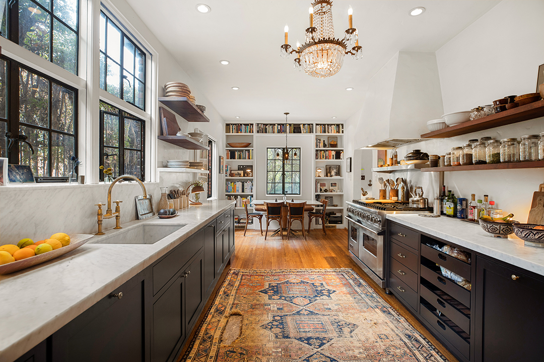 Actor Walton Goggins Lists Cherished Circa 1927 La Home Kitchen