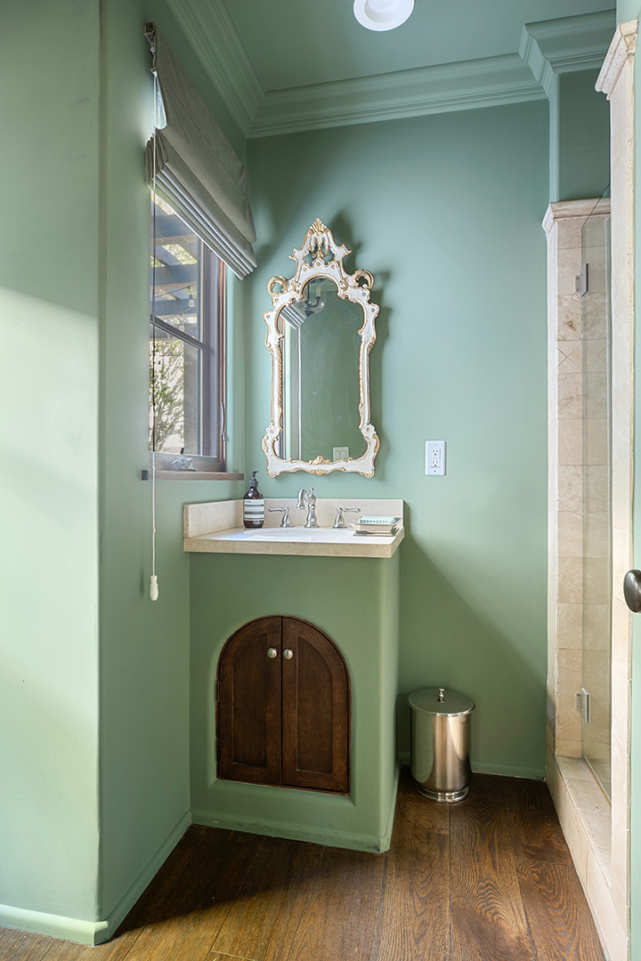 Avi Brosh Home Bathroom