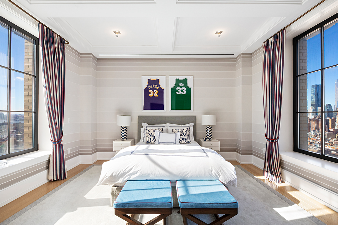 Chic In Chelsea A Glamorous Apartment In Walker Tower Asks 18 5m Bedroom B