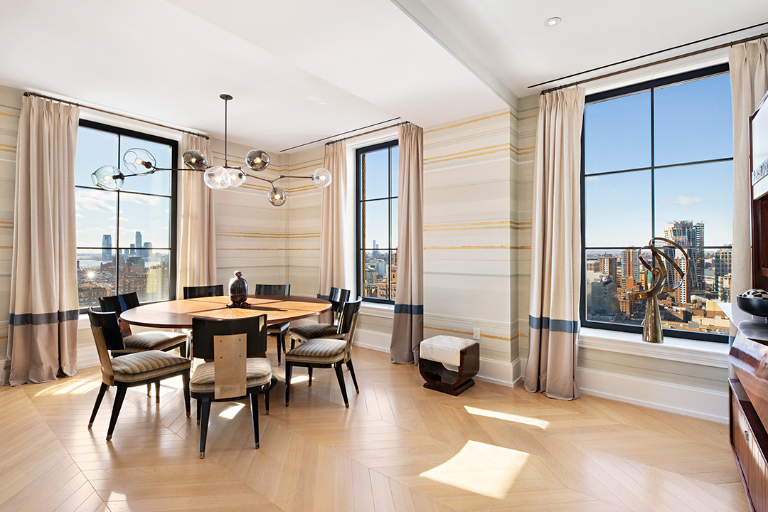 Chic In Chelsea A Glamorous Apartment In Walker Tower Asks 18 5m Dining