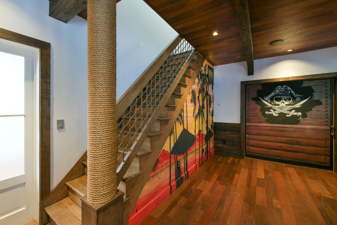 Dale Earnahrdt Jr Sells Key West Home Stair