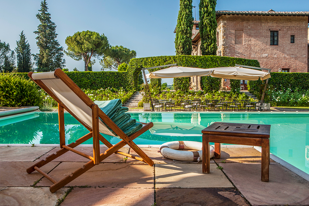 Enchanting Hotel In Tuscany Is Up For Sale Pool B
