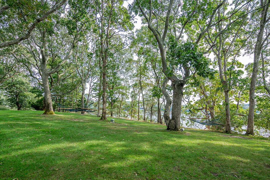 John Steinbecks Famous Sag Harbor Home Lists For 17 9m Grounds C