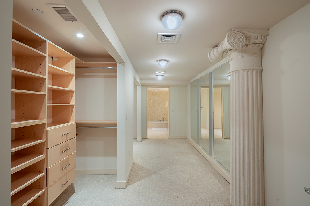 Keith Haring Mural Tribeca Loft Walk In Closet