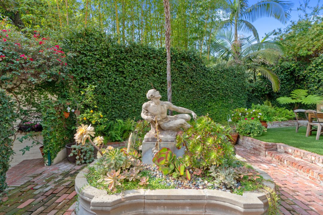 Riverdale Creator Courtney Villa Complex Los Angeles Garden