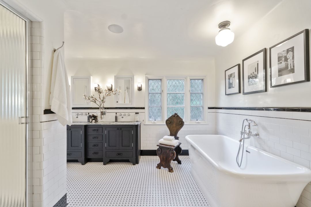 Riverdale Creator Courtney Villa Complex Los Angeles Bathroom