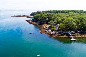 Set Of Seaside Cottages In Maine Offers A Peaceful Retreat For 2 1m Aerial