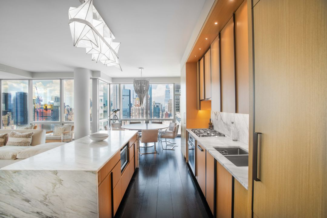 Tom Brady Gisele Bundchen Former Flatiron Nyc Condo Kitchen