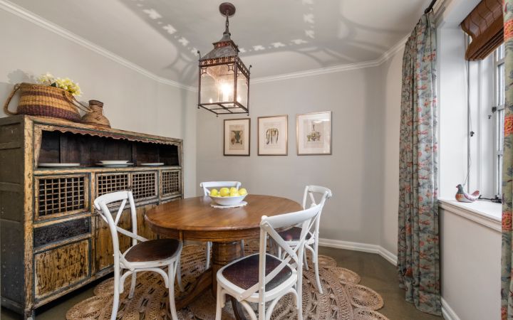 Usc Presidential Estate San Marino Breakfast Nook