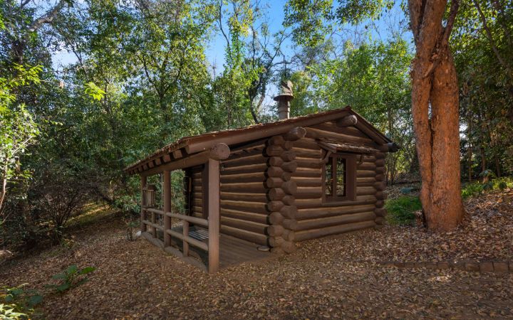 Usc Presidential Estate San Marino Log Cabin