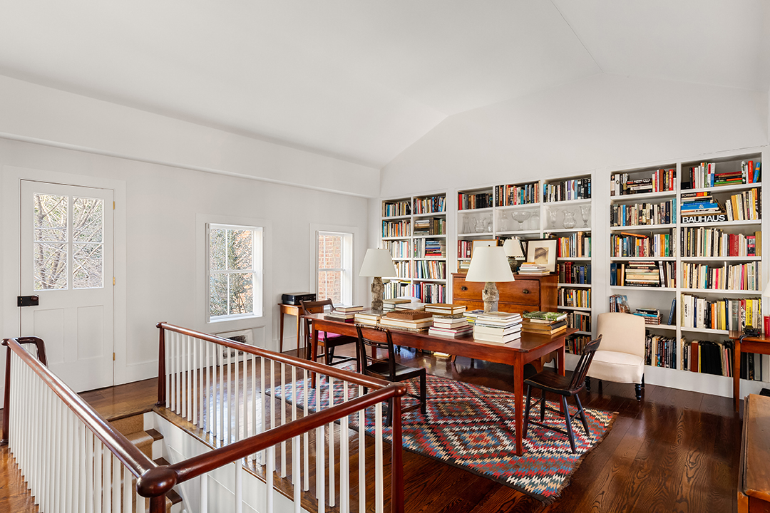 120 Year Old Historic West Village Townhouse Seeks 4 75m Books