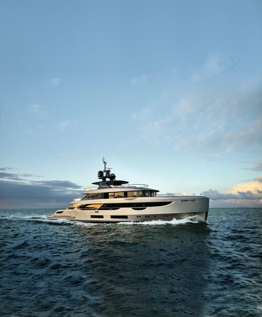 Benetti Oasis 40m Front Exterior