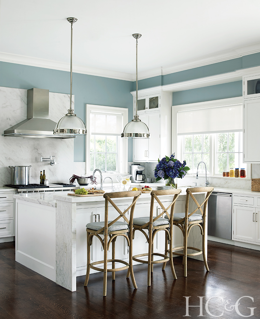 Decorator Gregory Shano Glamorous Getaway Kitchen