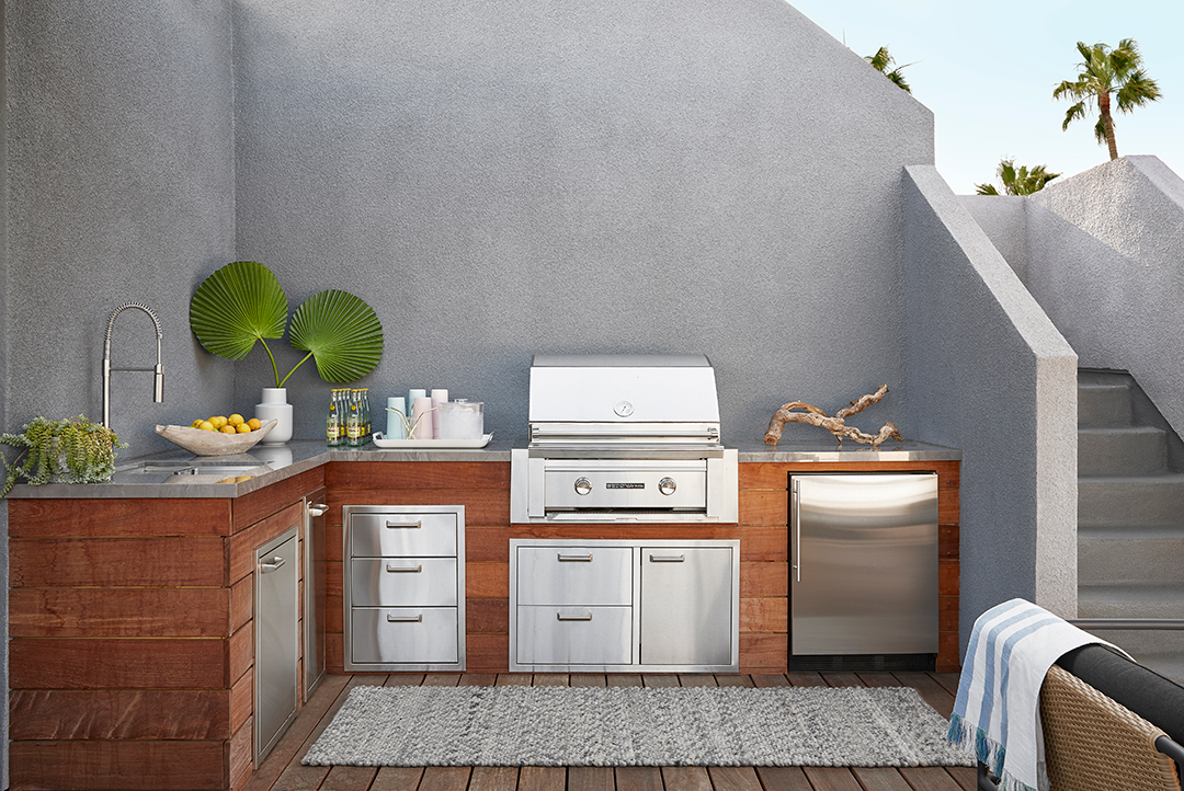 Gus Kenworth West Hollywood Penthouse Outdoor Kitchen