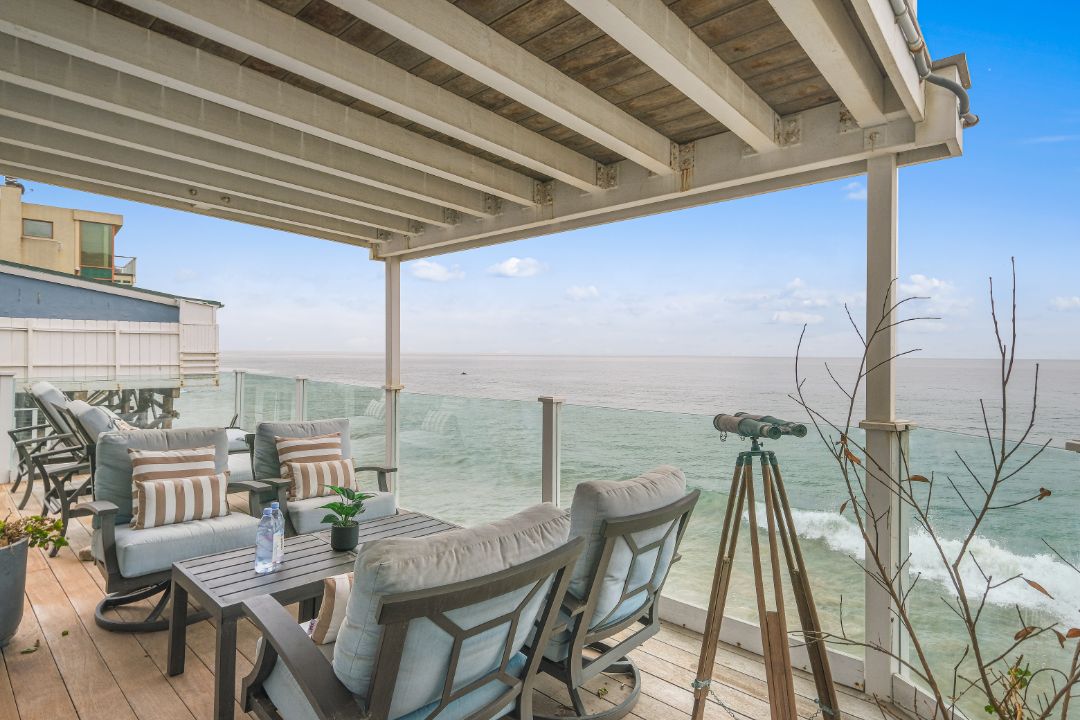 Judy Garland Former Malibu Beachfront Outdoor Seating