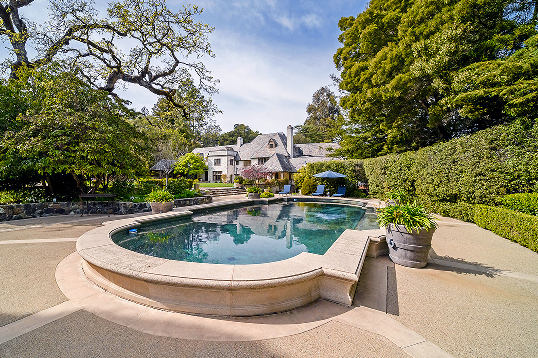 Bing Crosbys Former Bay Area Home Hits The Market Pool C