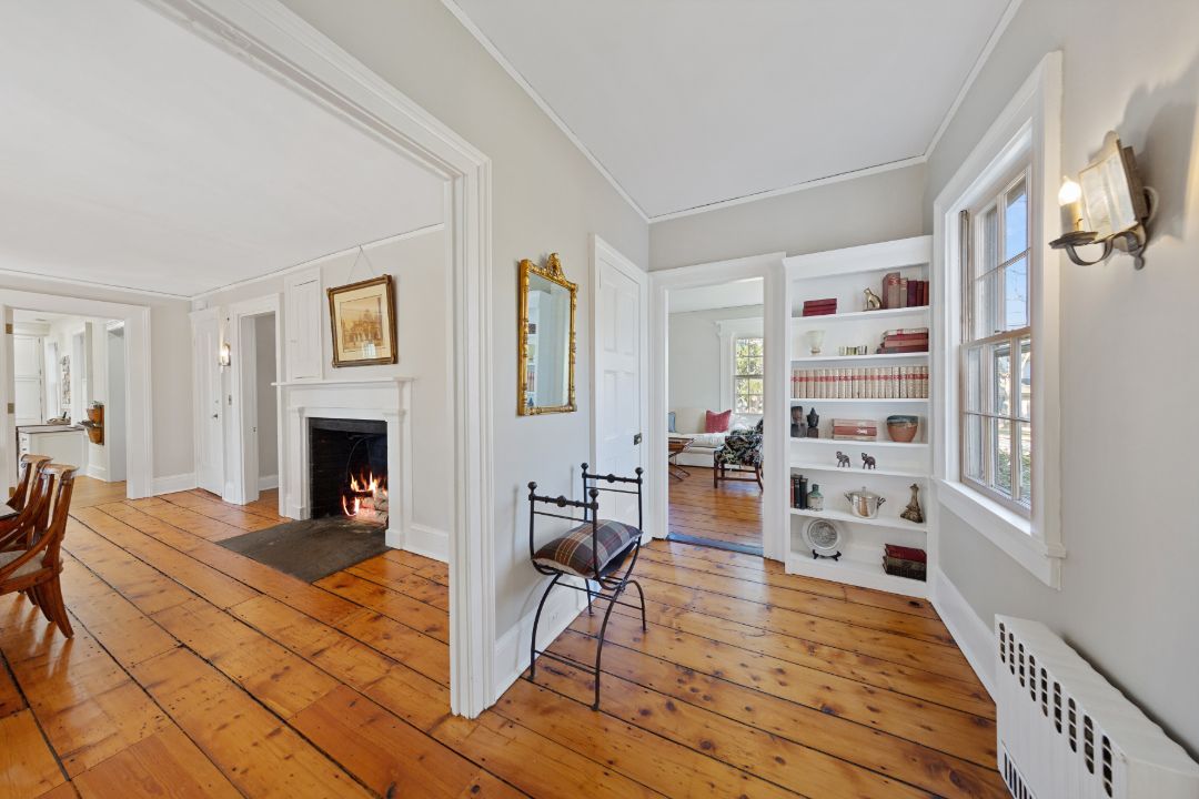 Rings End Road Darien Colonial Hall